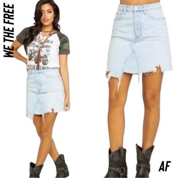 WE THE FREE TIDAL WAVE DENIM MINI SKIRT NWT SIZE 30 - Picture 1 of 8